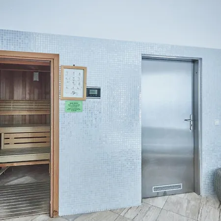 Riviera Z Tarasem - Playa Baltis *